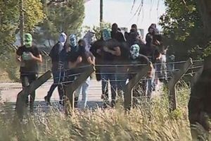 A gang of masked thugs forced their way into Sporting Lisbon's training centre