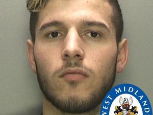 Supporting image for story: Man wanted over Sandwell burglary
