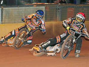 Supporting image for story: On-form Wolves rout Coventry in away derby