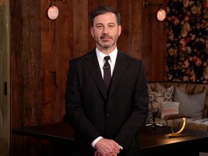 Supporting image for story: Jimmy Kimmel becomes emotional on 20th anniversary of talk show