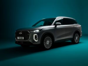 Supporting image for story: Chery Tiggo 9 goes on sale priced at £43,105