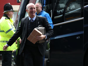 Supporting image for story: Tony Pulis says top half finish isn't 'be all and end all'