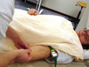 Supporting image for story: Doctors must tell truth on hours