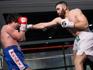 Supporting image for story: Telford boxer Aroon 'Harry' Fiaz extends unbeaten run in dominant victory