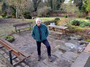 Supporting image for story: 'Six weeks to save green belt' - Concerns raised over future for countryside outside Halesowen 