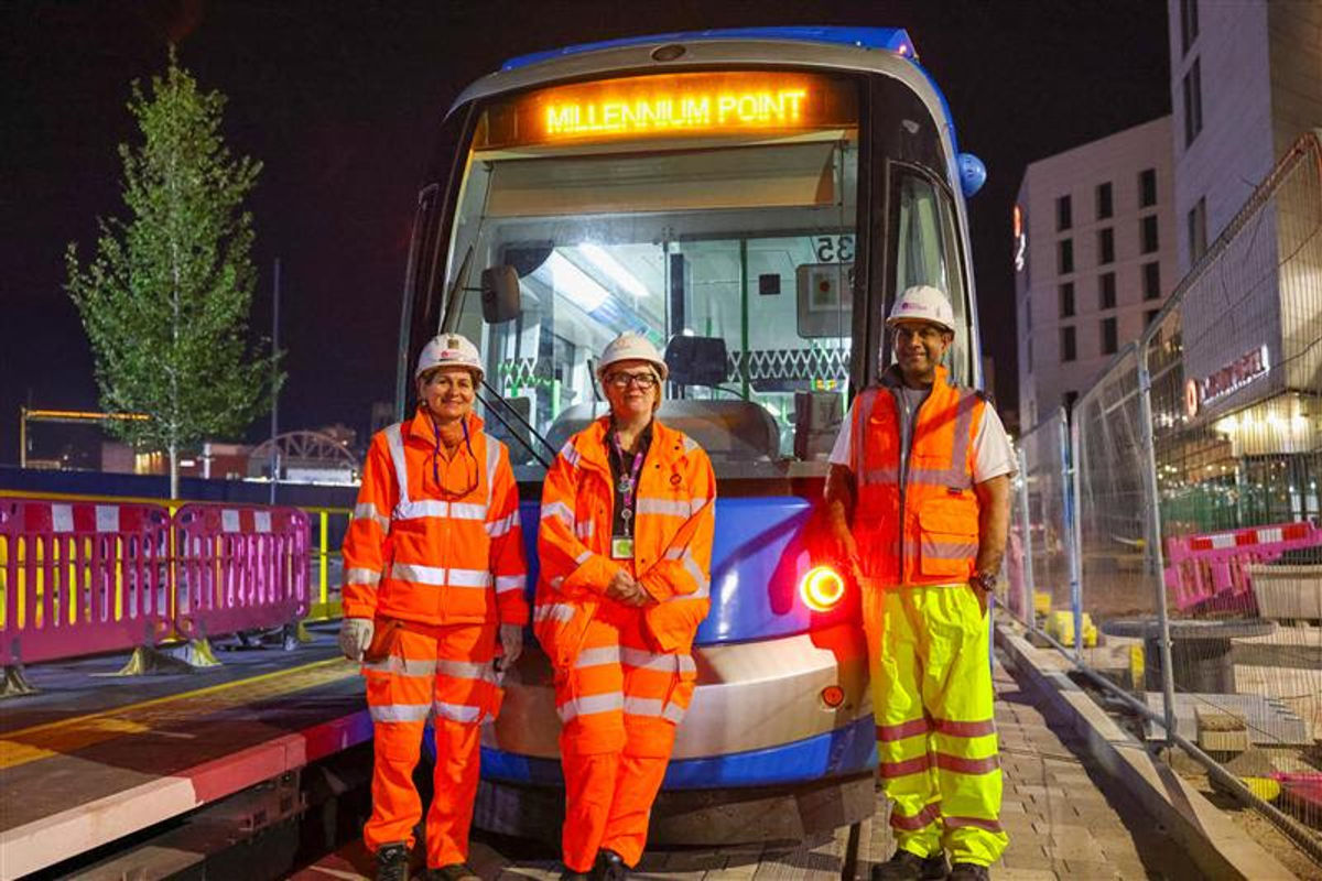First tram arrives at Birminghams Millennium Point during test run