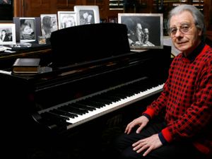 Supporting image for story: Mission Impossible theme composer Lalo Schifrin dies aged 93