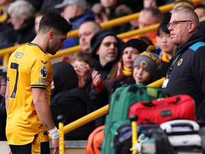 Supporting image for story: Gary O'Neil issues update on latest Wolves injuries
