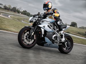 Supporting image for story: Triumph’s electric TE-1 finishes testing