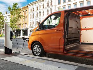 Supporting image for story: Half of shoppers would accept longer wait for ‘greener’ deliveries