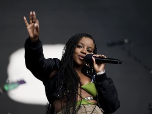 Supporting image for story: Former footballer ‘assaulted Sugababes star and banned her wearing red lipstick’