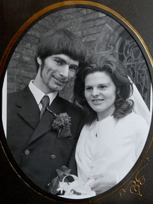 Ron and Liz Mullinder on their wedding day