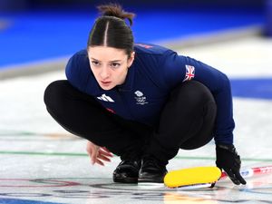 Supporting image for story: Great Britain hopes remain alive after dramatic day in women’s and men’s curling