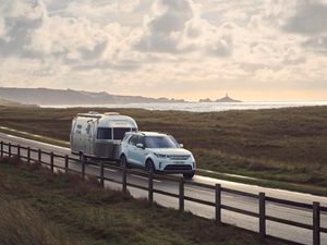 Supporting image for story: These are the best new cars for towing a caravan
