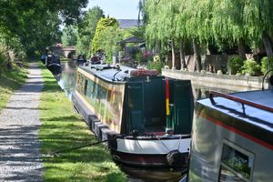 Pretty streets, shops, houses, and canal-side pubs are common in Gnosall.