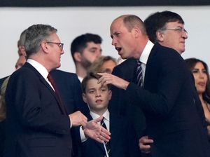 Supporting image for story: William says ‘we’re all still so proud of you’ after England lose in Euros final