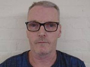 Supporting image for story: Escaped convict has links to West Midlands