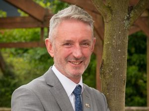 Supporting image for story: Suspended headteacher thanked as he leaves Wolverhampton secondary school