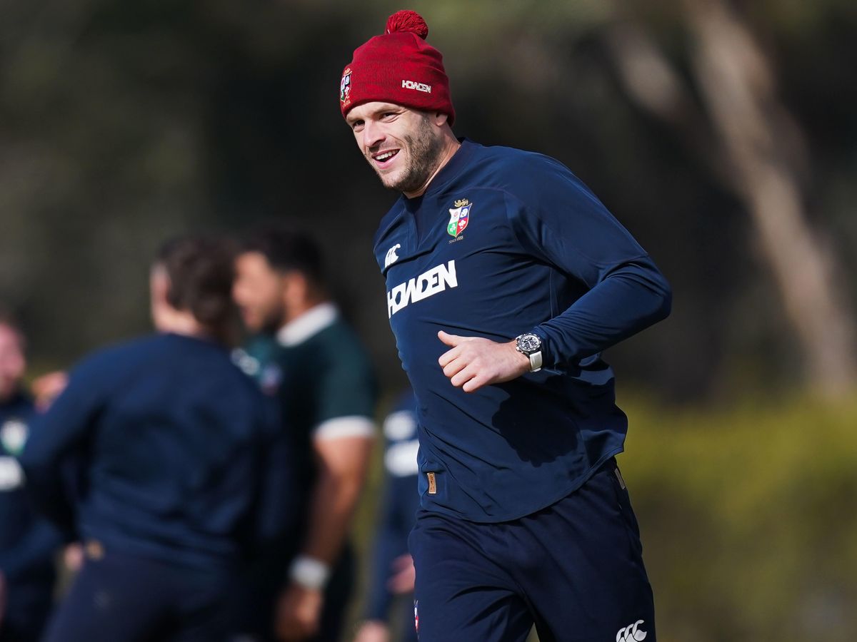 Blair Kinghorn could feature in Lions tour despite knee injury