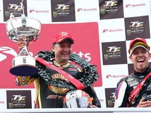 Supporting image for story: Michael Rutter smashes course record at Isle of Man