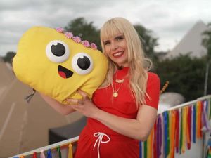Supporting image for story: Paloma Faith latest star to appear on CBeebies Bedtime Stories from Glastonbury