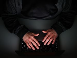 Supporting image for story: Online Safety Bill amendment will ‘help Russian disinformation’, experts warn