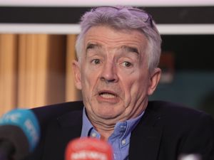 Supporting image for story: Ryanair boss considers increasing staff bonus to tackle excess baggage ‘scourge’