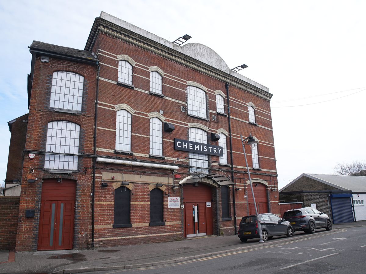 People who attended nightclub urged to get antibiotics amid meningitis outbreak People who attended nightclub urged to get antibiotics amid meningitis outbreak