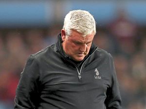 Supporting image for story: Next Aston Villa boss: Thierry Henry, John Terry and Dean Smith frontrunners to replace Steve Bruce