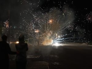 Supporting image for story: Irish police arrest 23 during second night of disorder near asylum seeker hotel