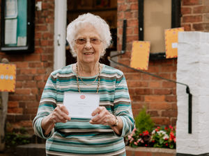 Supporting image for story: Britain's oldest postmistress calls it a day after 60 years in Shropshire