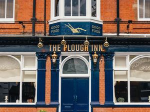 Supporting image for story: Inside the West Midlands village pub after its £250,000 transformation into a gastropub serving up incredible dishes