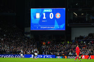 The scoreboard showing a 1-0 score line 