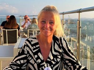 Supporting image for story: Police lift cordons in dog walker murder investigation