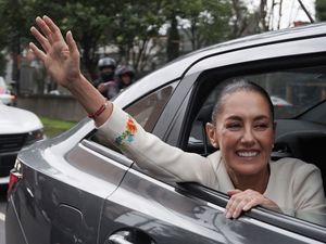 Supporting image for story: Claudia Sheinbaum is sworn in as Mexico’s first female president