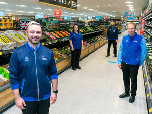 Supporting image for story: Market Drayton's first Aldi opens for business