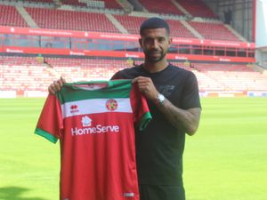 Supporting image for story: Sam Parkin: Joss Labadie is a coup for Walsall