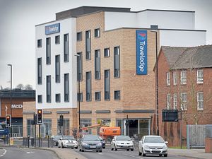 Supporting image for story: New tanning studio heading to Walsall development