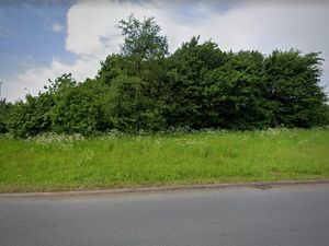 Supporting image for story: Two fire crews and ambulance respond to crash in Shrewsbury after 'passing paramedic came across' incident