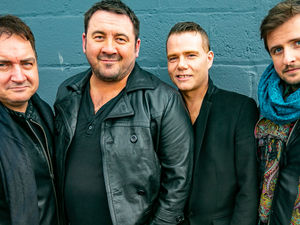 Supporting image for story: King King to play Wolverhampton