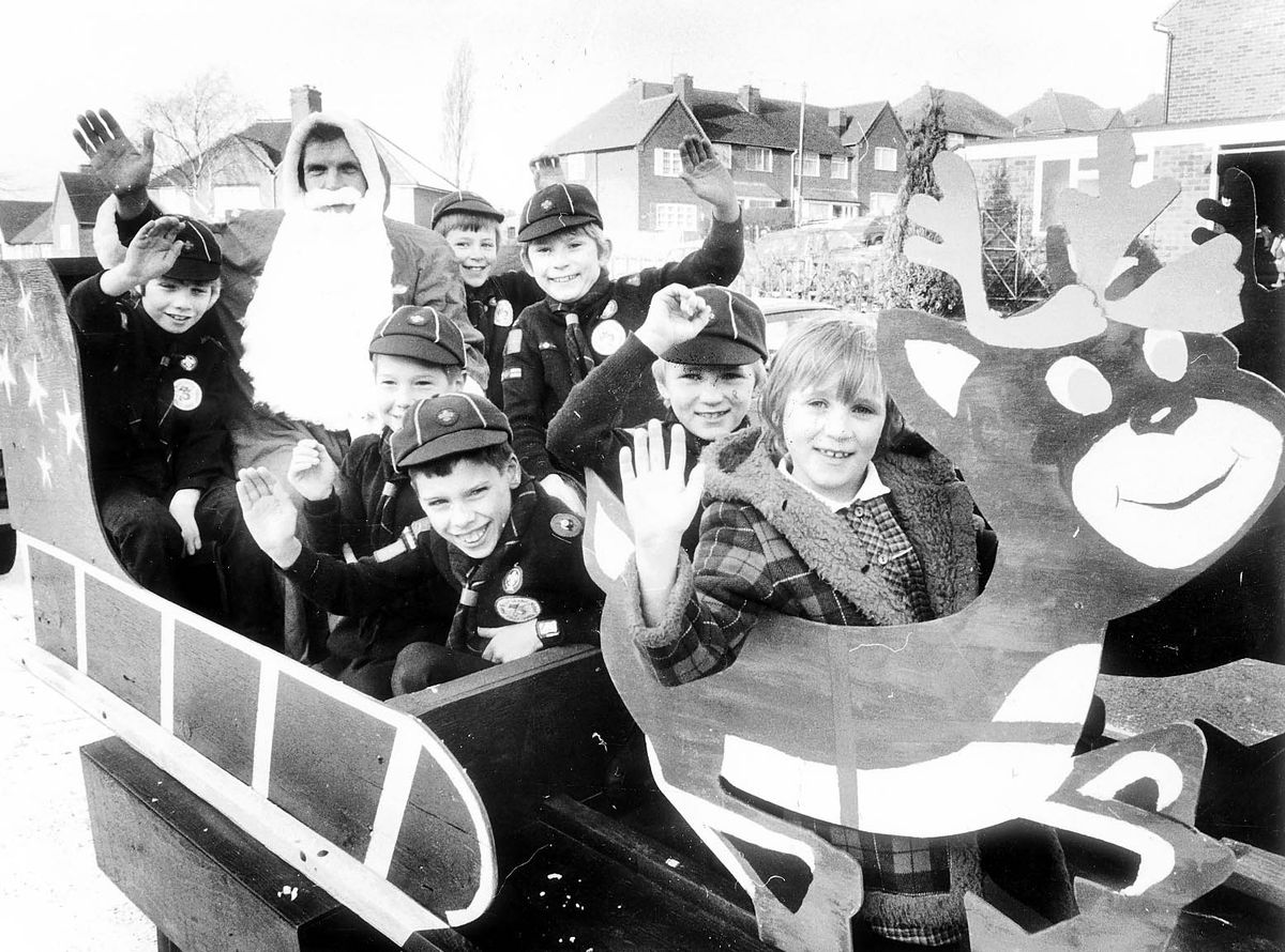 Retro special - 35 pictures from 1982 in and around Wolverhampton, with strikes, snow, royal visits and a sea of faces. See who you recognise.