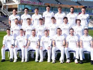 Supporting image for story: Hampshire’s relegation fate left on knife-edge as bad light stops play vs Surrey