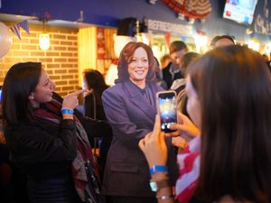 Supporting image for story: Polls begin to close in US elections, as Trump and Harris vie for presidency