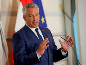 Supporting image for story: Austrian People’s Party nominates interim leader after chancellor resigns