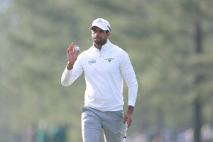 Supporting image for story: Wolverhampton golfer briefly tops Masters leaderboard