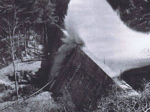 Supporting image for story: Dambusters bouncing bomb was tested at this mid Wales beauty spot