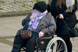 Benefits cheat Wendy Robinson leaves court
