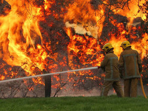 Supporting image for story: Drive launched to recruit 10 new Shropshire firefighters