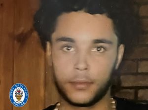 Supporting image for story: Police continue to question boys arrested on suspicion of murdering Bailey Atkinson in Walsall