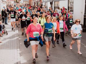 Supporting image for story: Hundreds of runners and walkers unite for Bridgnorth event 